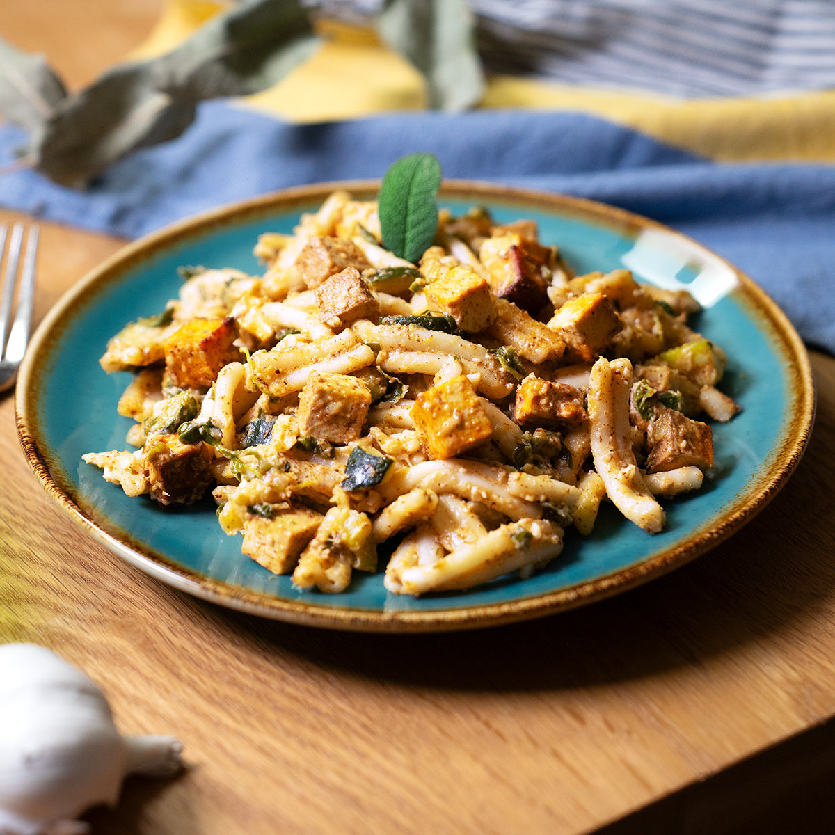 Casarecce mit geräucherter Tofu