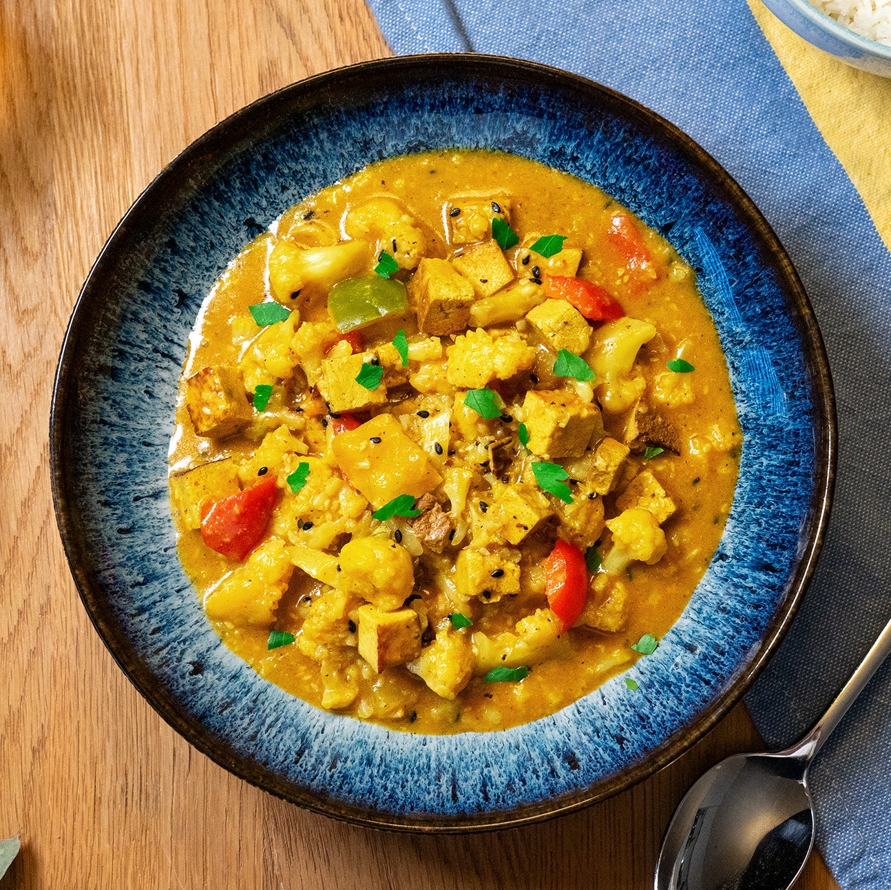 Yellow cauliflower curry with tofu