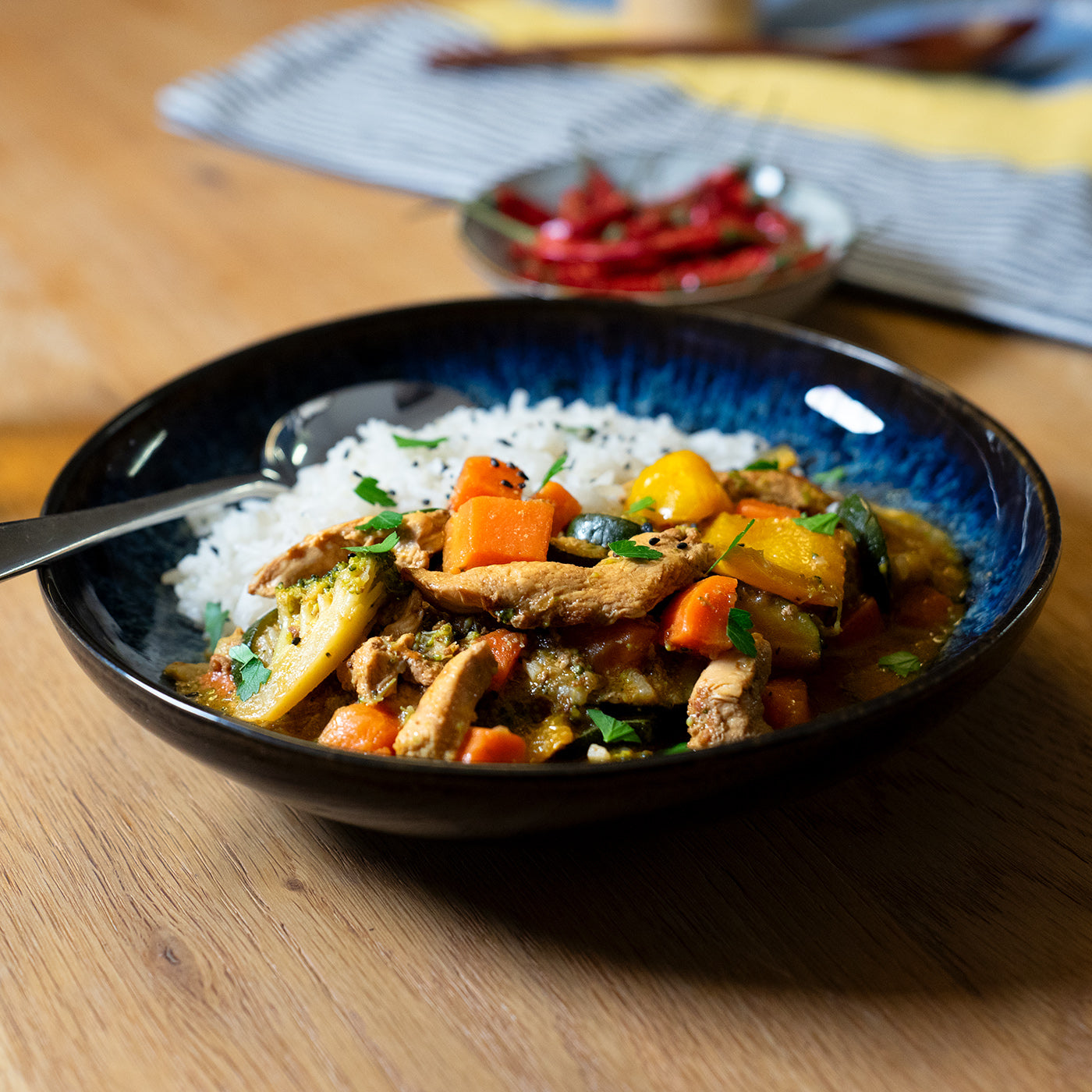 Yellow Thai curry with chicken