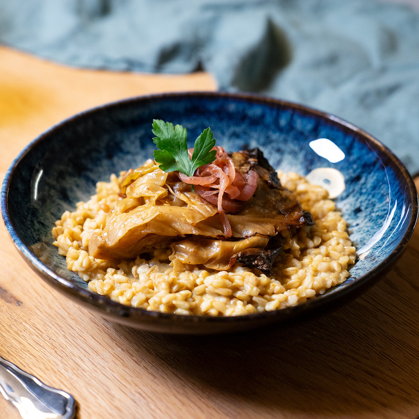 Haferkörner-Risotto mit gebratenem Kabis
