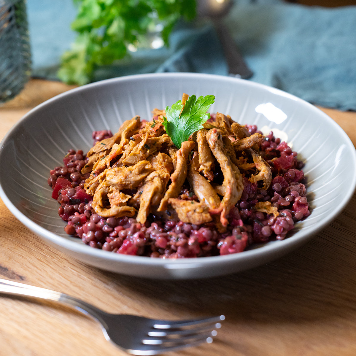 Linsen-Randensalat mit pulled planted.chicken