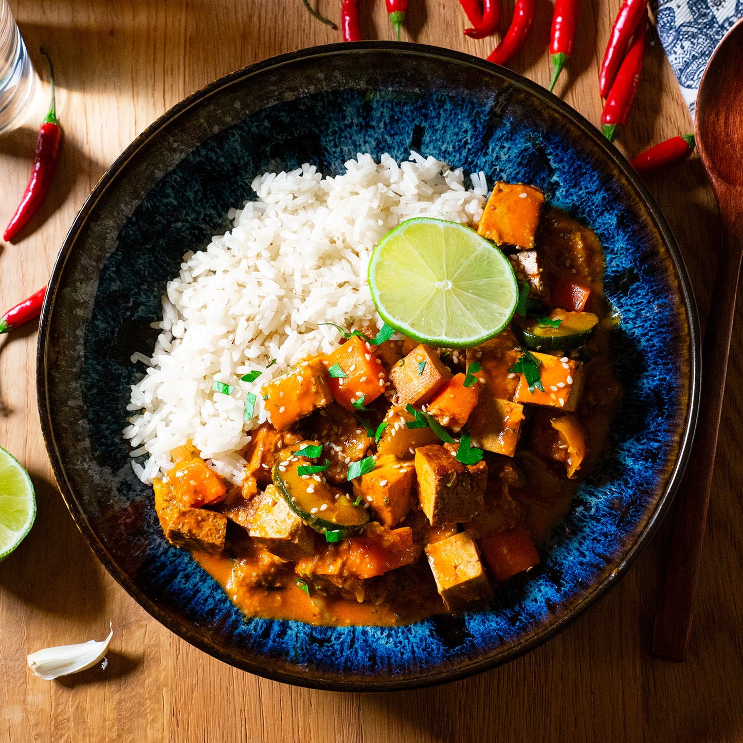 Rotes Thai Curry mit Tofu
