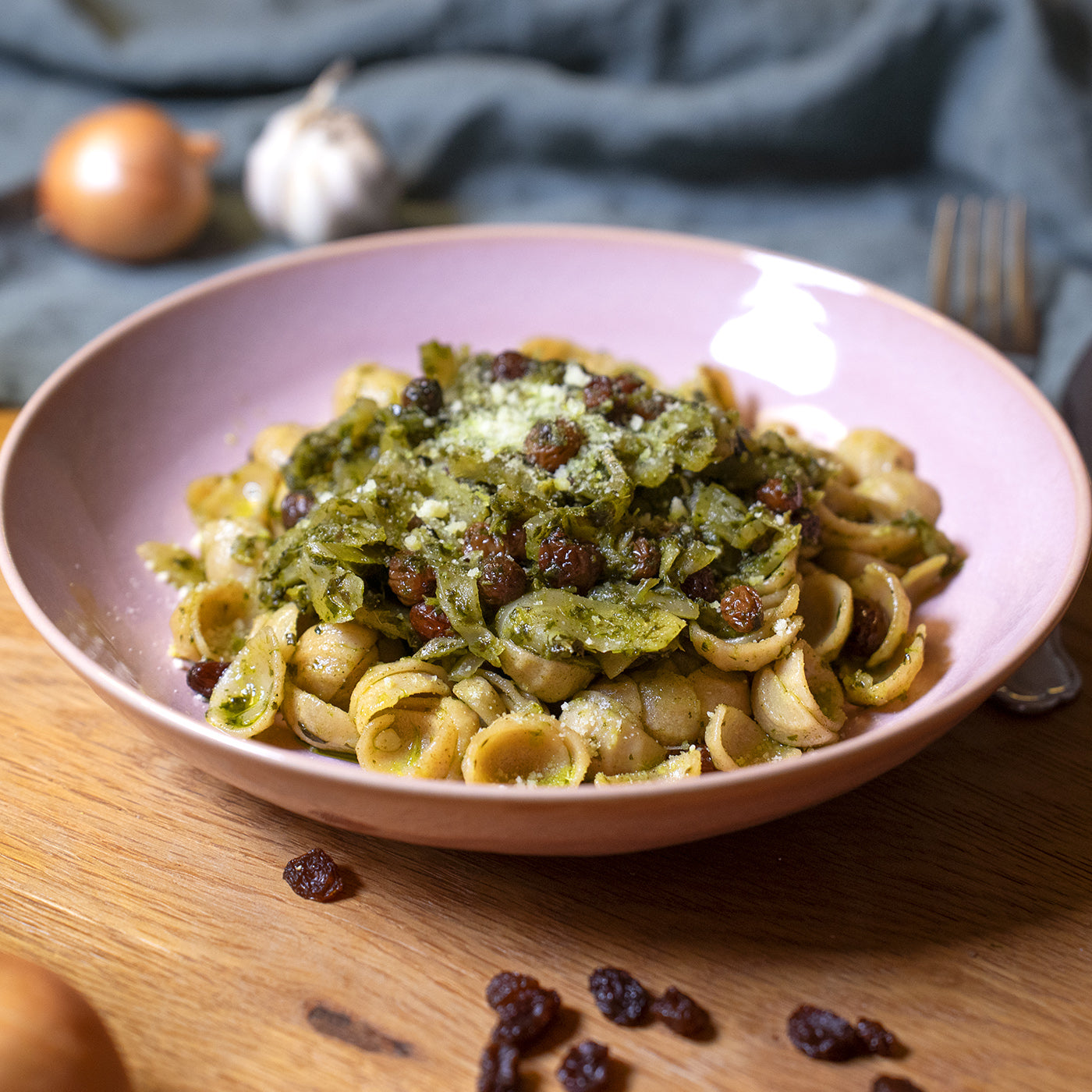 Vollkorn-Orecchiette mit Basilikumpesto