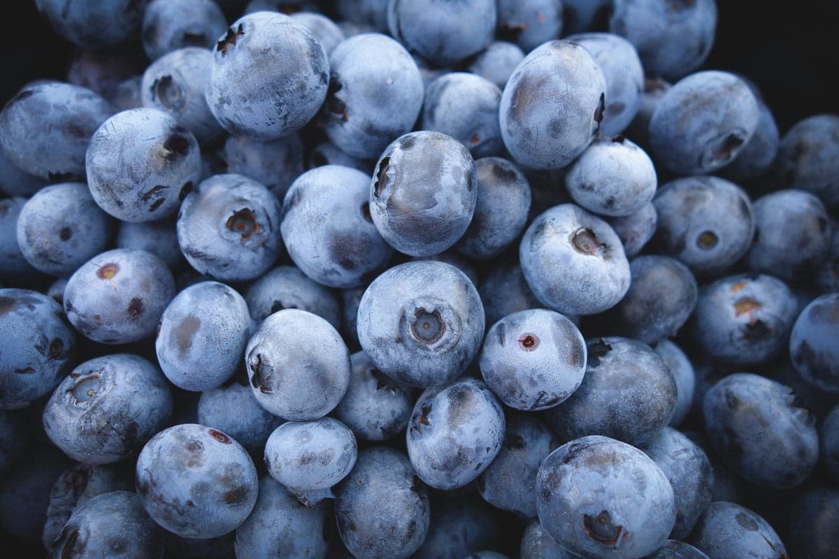 Heimische Superfoods: Nachhaltige Alternativen zu exotischen Superfoods
