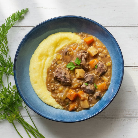 Coq au vin mit Wurzelgemüse, Bramata Polenta