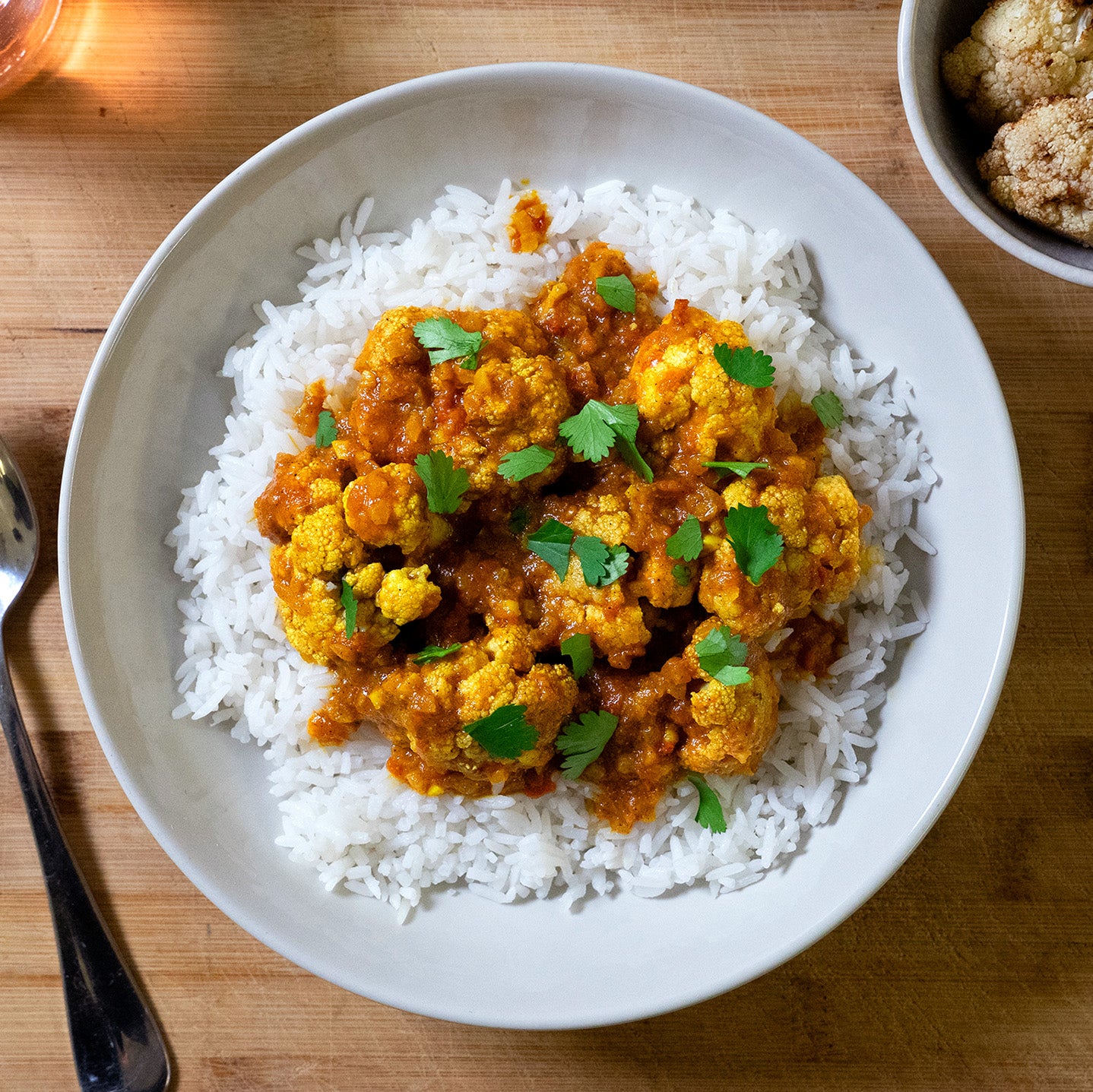 Cauliflower tikka masala, basmati rice – Tom Tasty