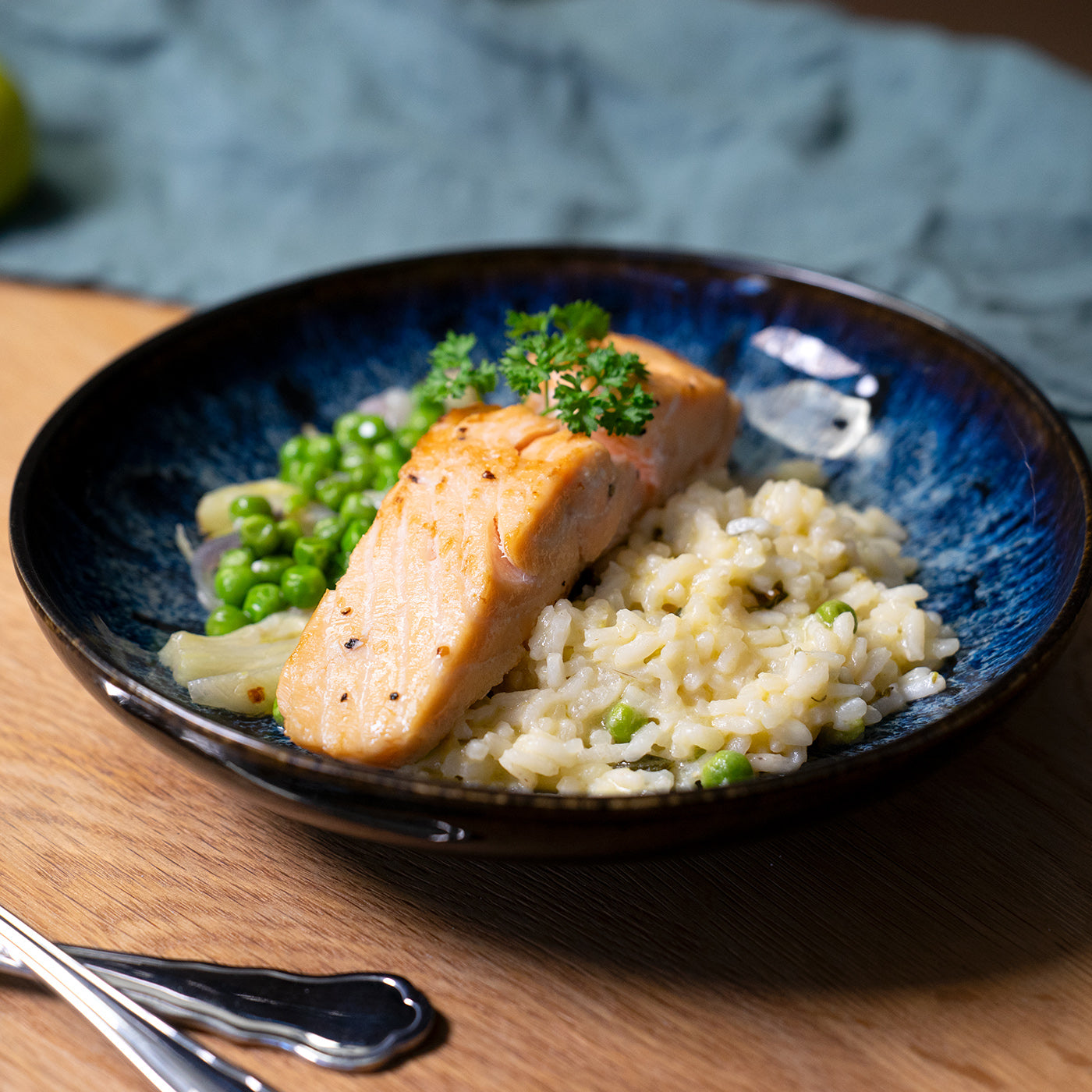 Gebratener Lachs mit Fenchel & Erbsen